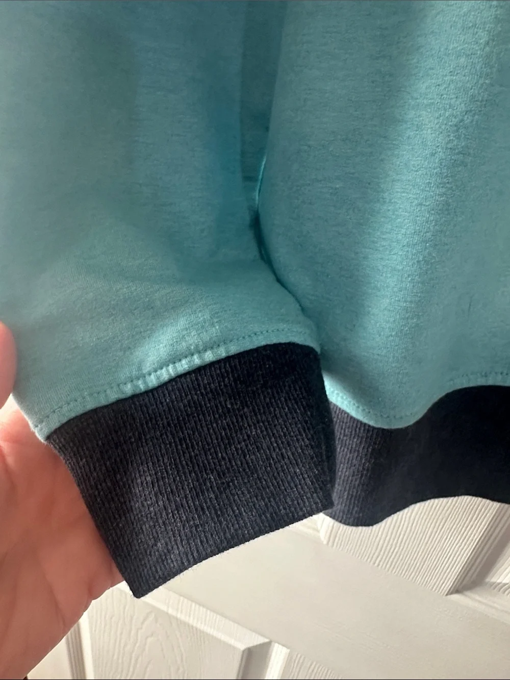 NWT Patagonia Men’s Crewneck Sweatshirt in crevasse blue with navy trim